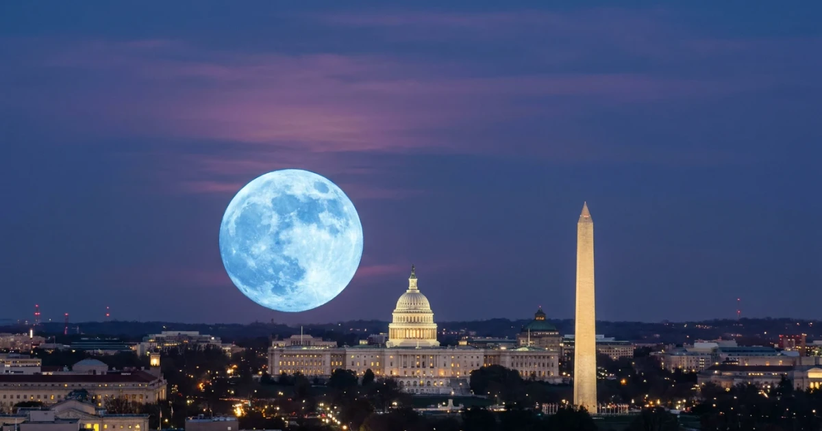 Blue Moon Shines Over Washington, DC with Clear Skies