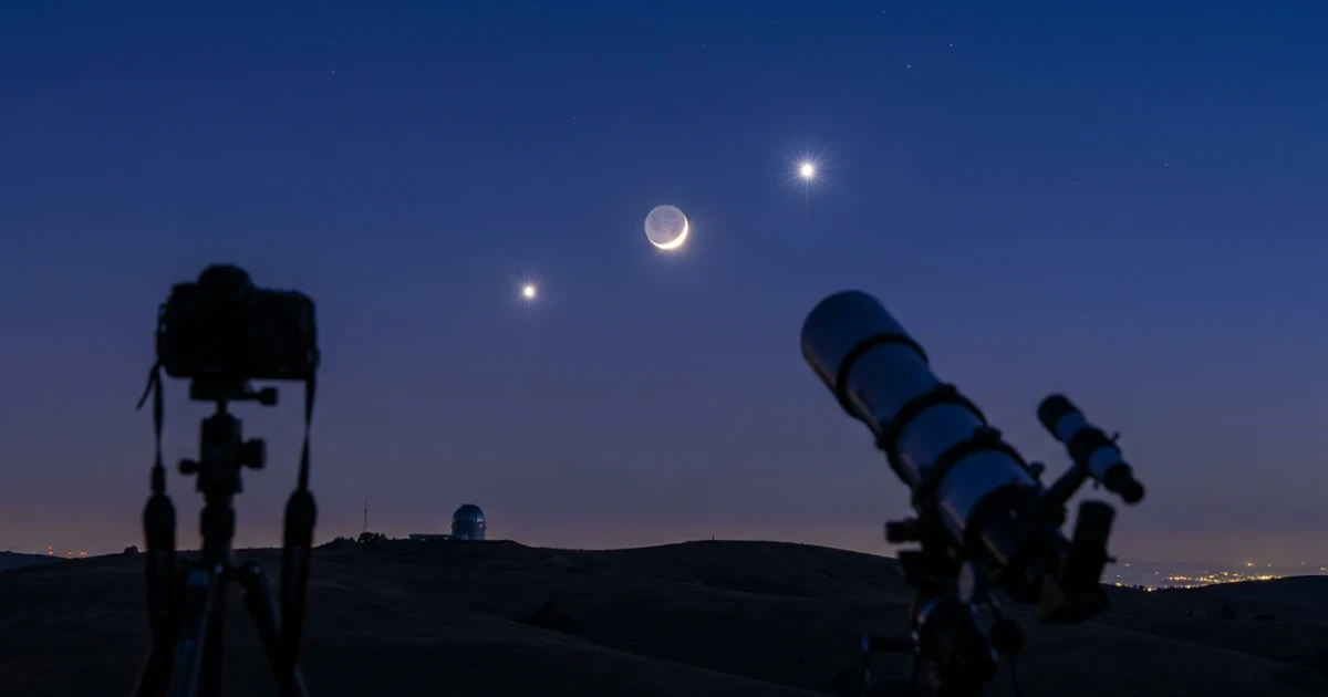 Crescent Moon Aligns with Venus and Jupiter Tonight