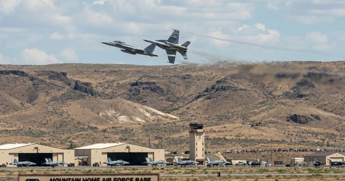 F-18 Jets Collide at Idaho Airshow, Prompting Lockdown