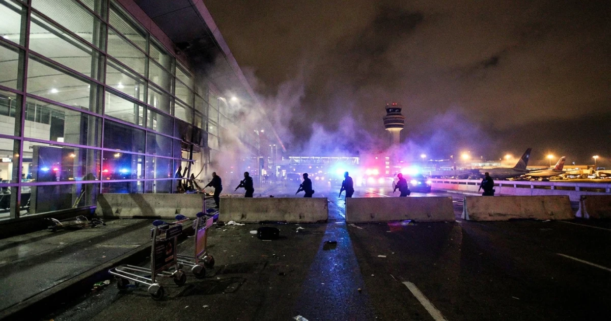 Gunmen Storm International Airport After Crime Boss Killing
