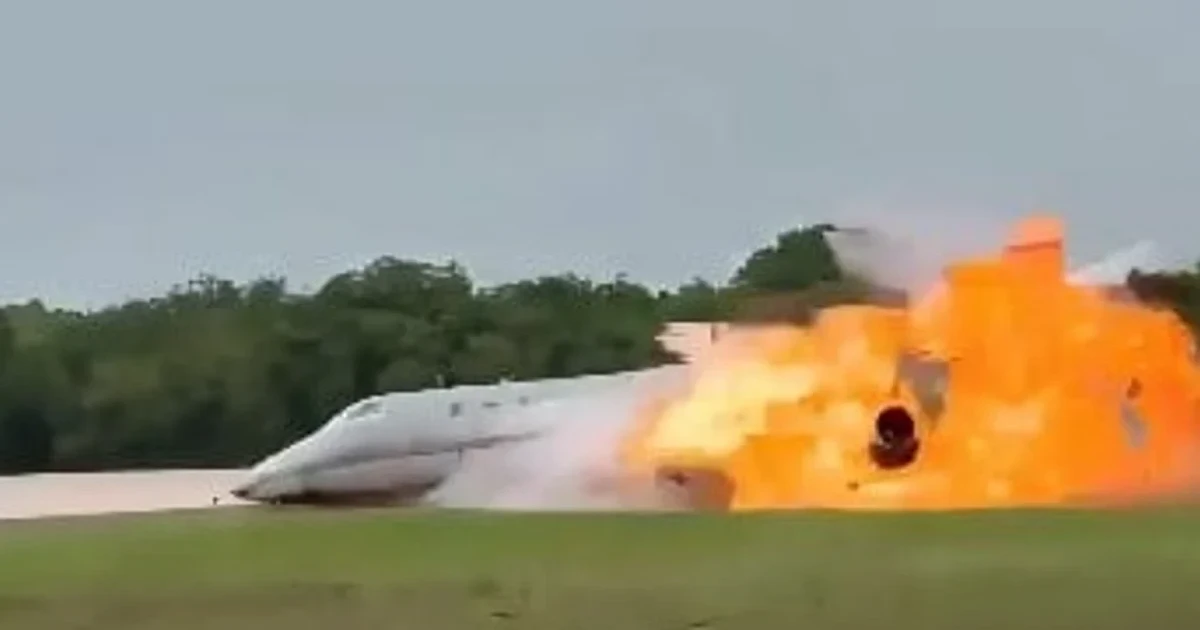Pilots die in Dominican Republic jet crash en route to pick up Yadier Molina