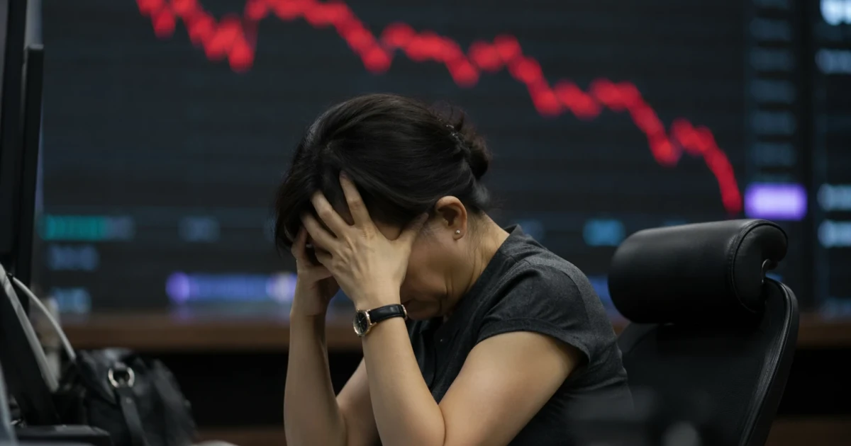 South Korea stocks plunge 8.3% as Fed hike fears hit chips