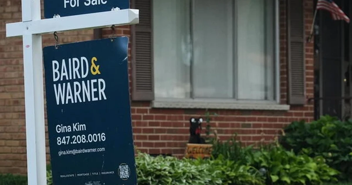 U.S. existing-home sales rebound in May, prices hit record high