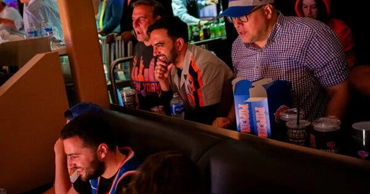 Mamdani pays $1,000 for standing-room ticket to Knicks Finals game