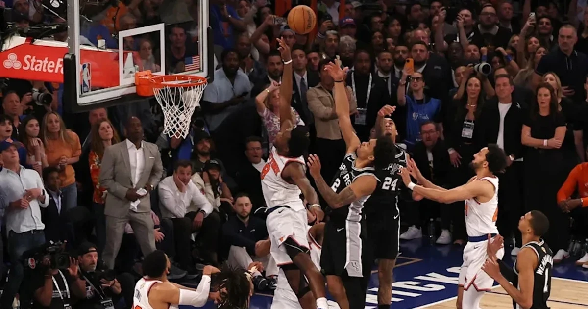 Knicks stun Spurs with historic 29-point comeback in Game 4 win
