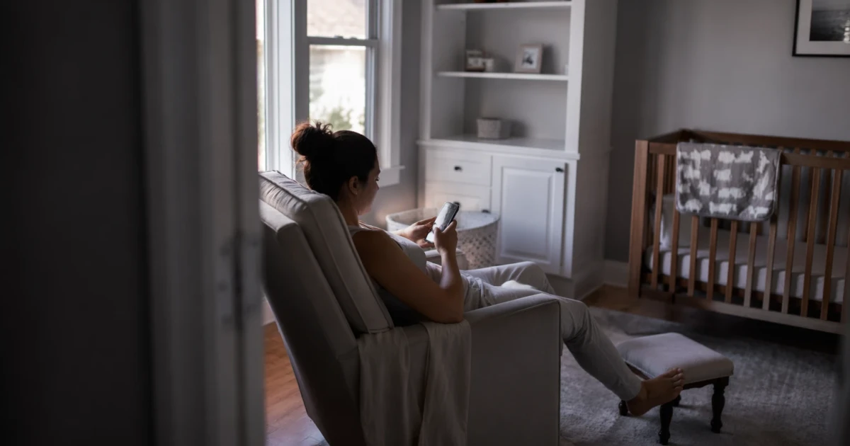 New analysis links iPhone era to falling U.S. birth rate
