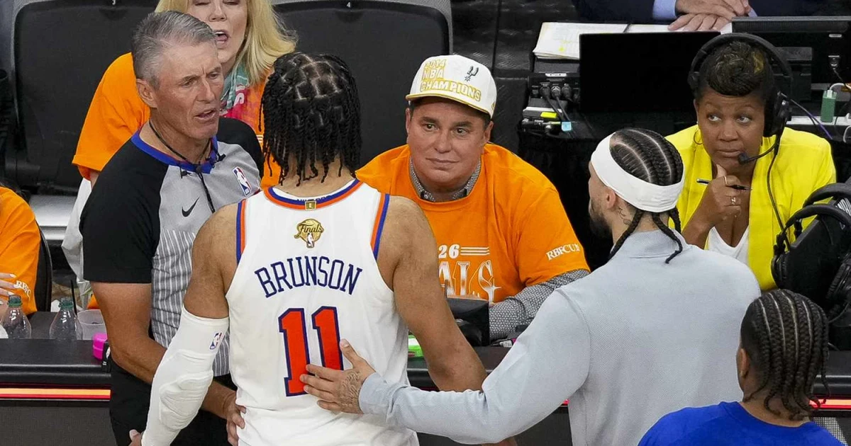 Brunson says fans need to be better as Knicks near title