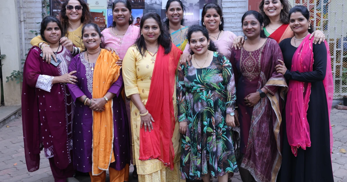 Mumbai women film their lives on smartphones, challenge stereotypes