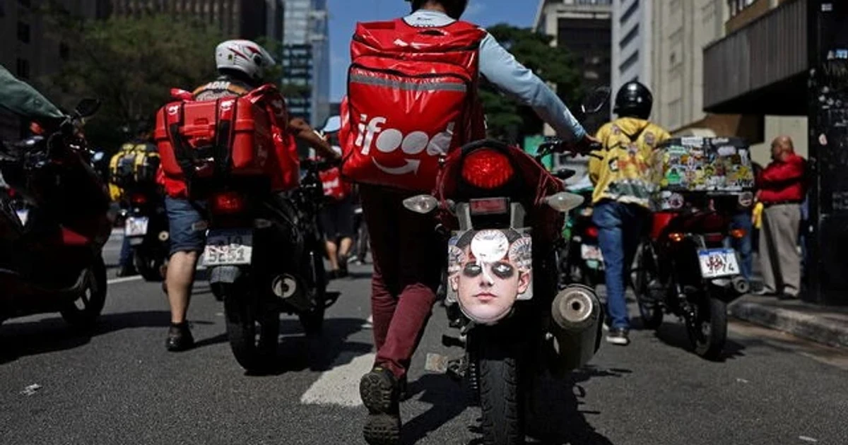 Brazil launches subsidized loans for app-based delivery drivers