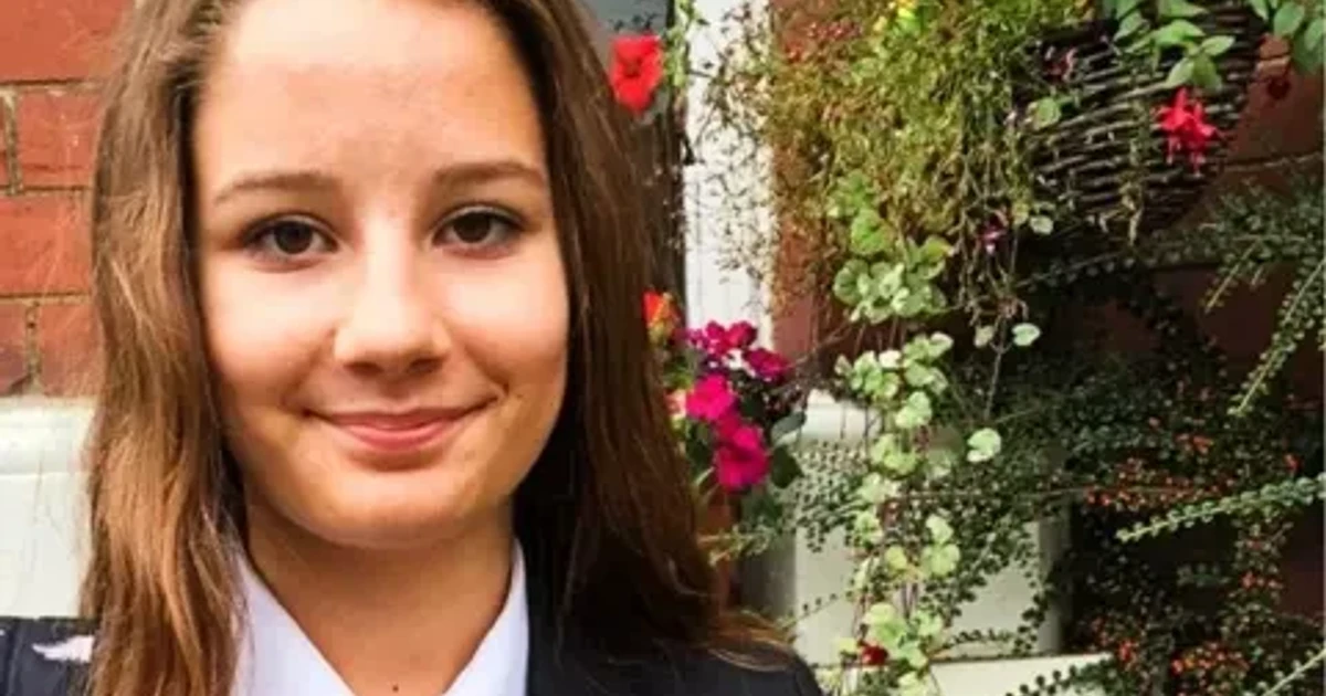Child social media ban would fail, charity says; target addictive design
