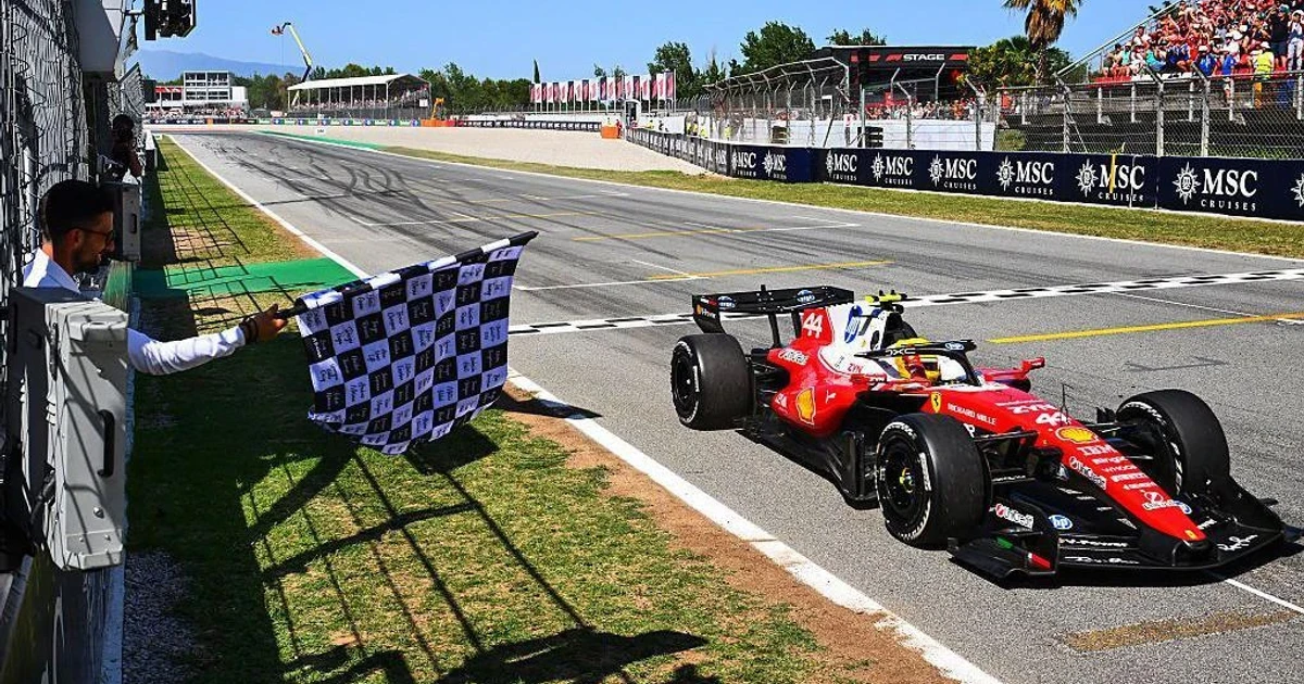 Hamilton ends Ferrari drought with Barcelona redemption win