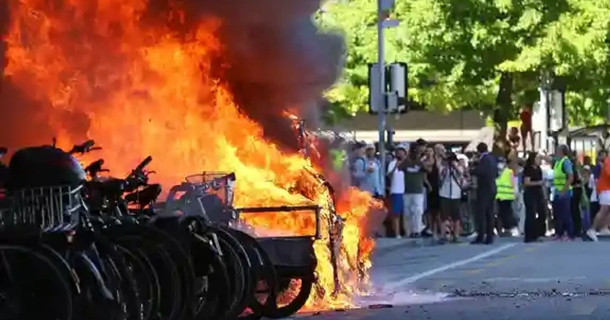 Swiss police use water cannon, tear gas against anti-G7 protesters in Geneva