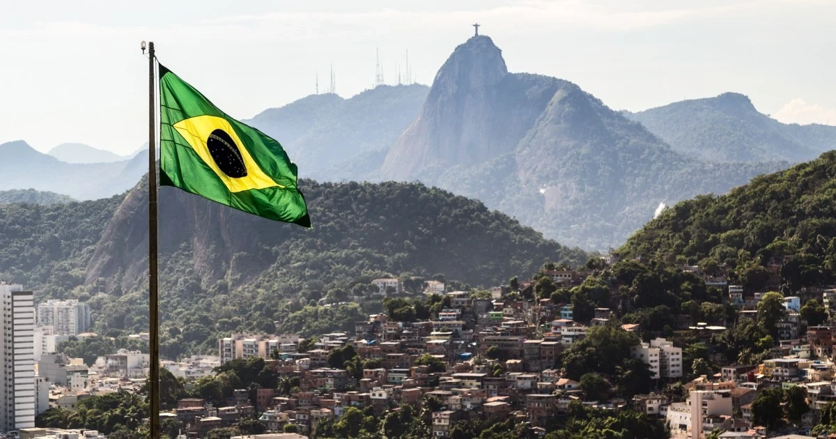 Two helicopters collide over Rio de Janeiro, killing six aboard