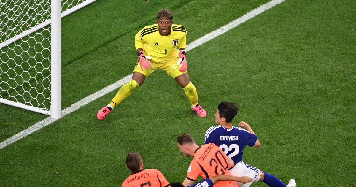 Kamada's late header rescues Japan in 2-2 World Cup draw with Netherlands