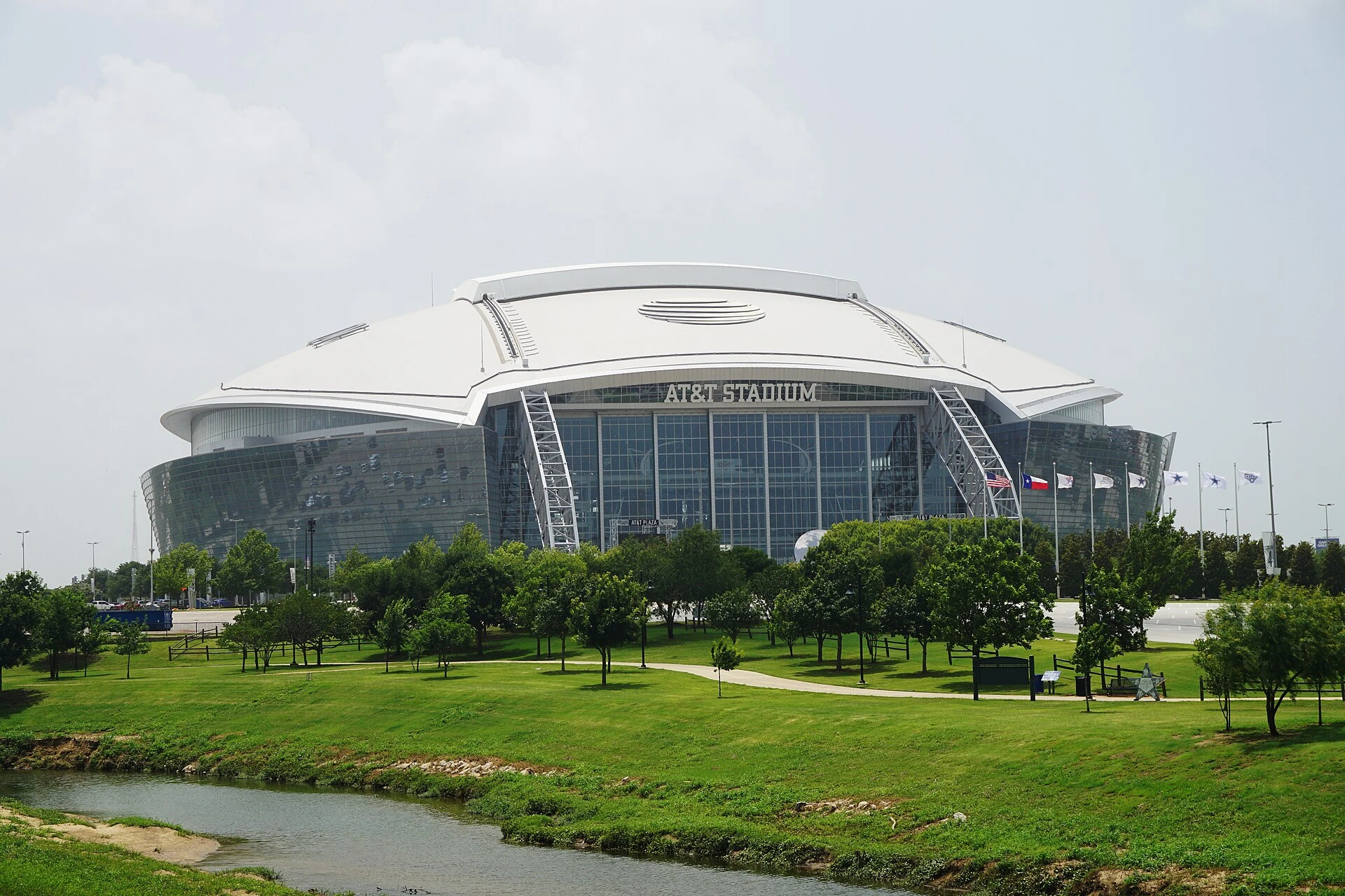 AT&T Stadium — Wikimedia Commons
