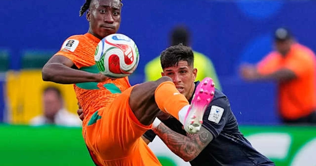 Amad Diallo's 90th-minute winner lifts Costa de Marfil over Ecuador