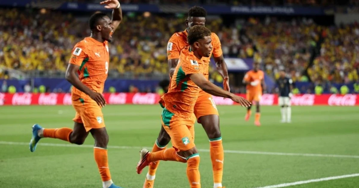 Ecuador falls to Costa de Marfil on late Amad Diallo winner