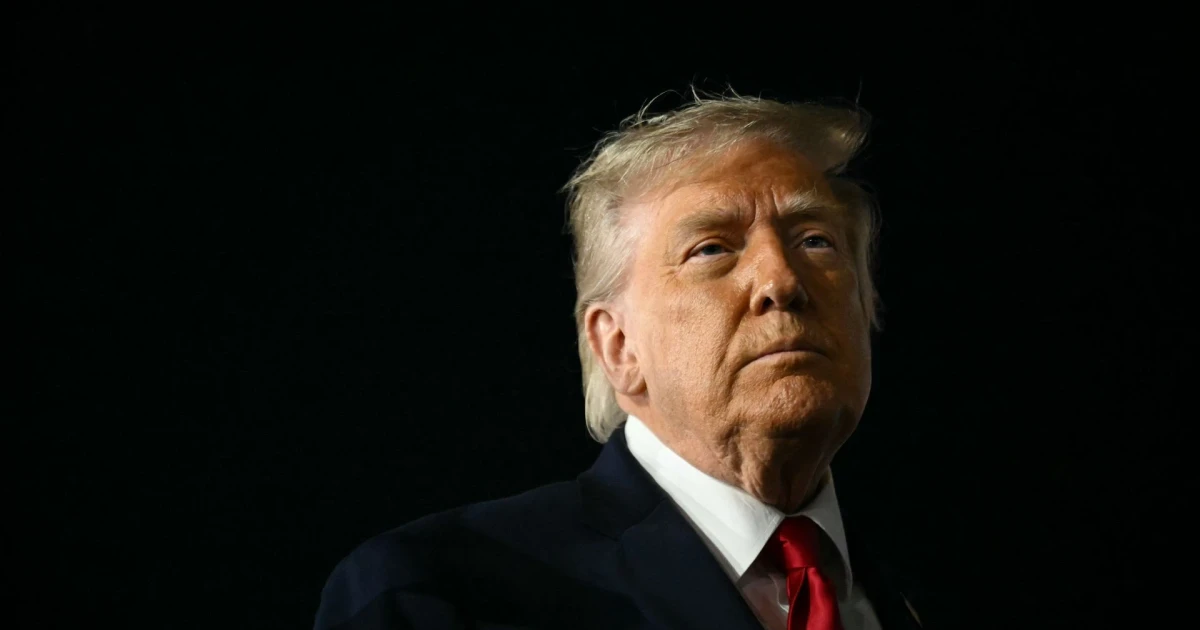 Trump ties spy powers extension to voting bill, risking FISA lapse