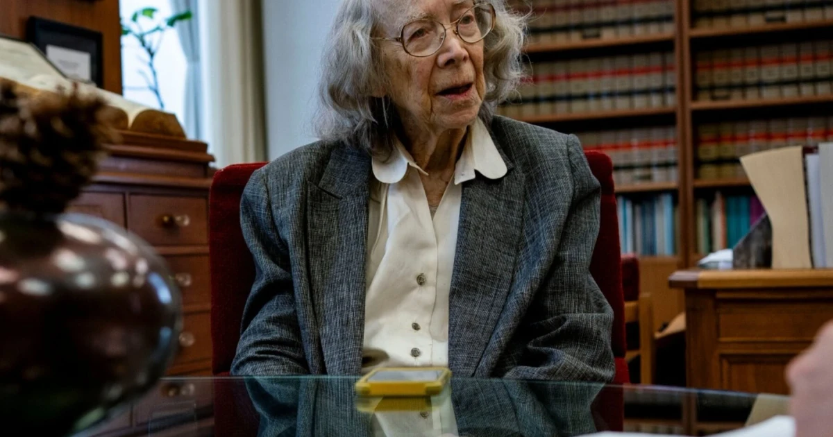 Federal judge Pauline Newman suspended amid fitness concerns, investigation continues