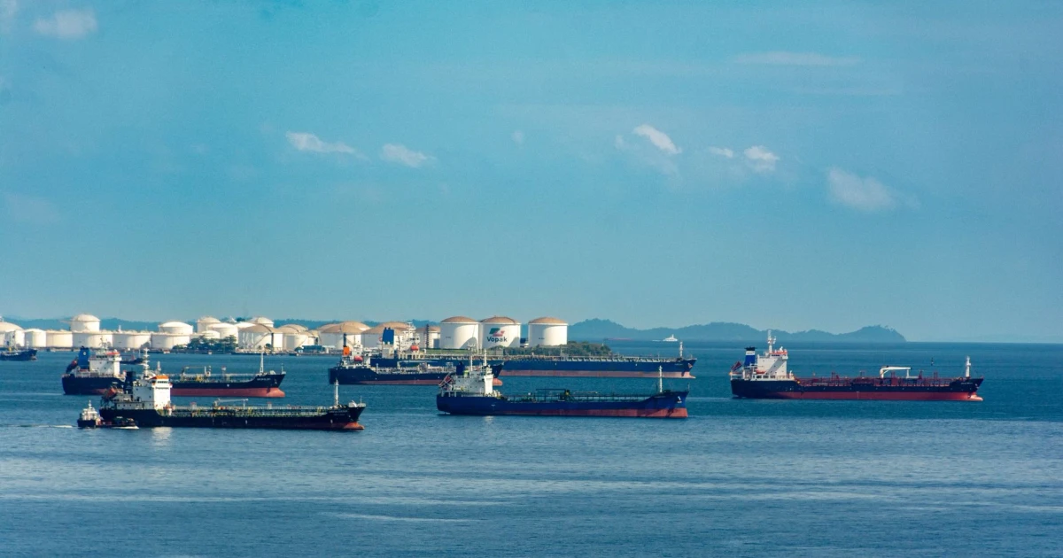 Oil prices fall to March lows after U.S.-Iran peace deal signals