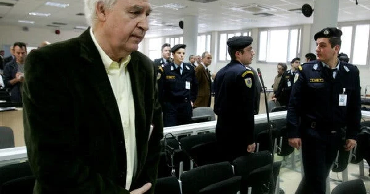 Greece orders November 17 leader Alexandros Giotopoulos back to prison