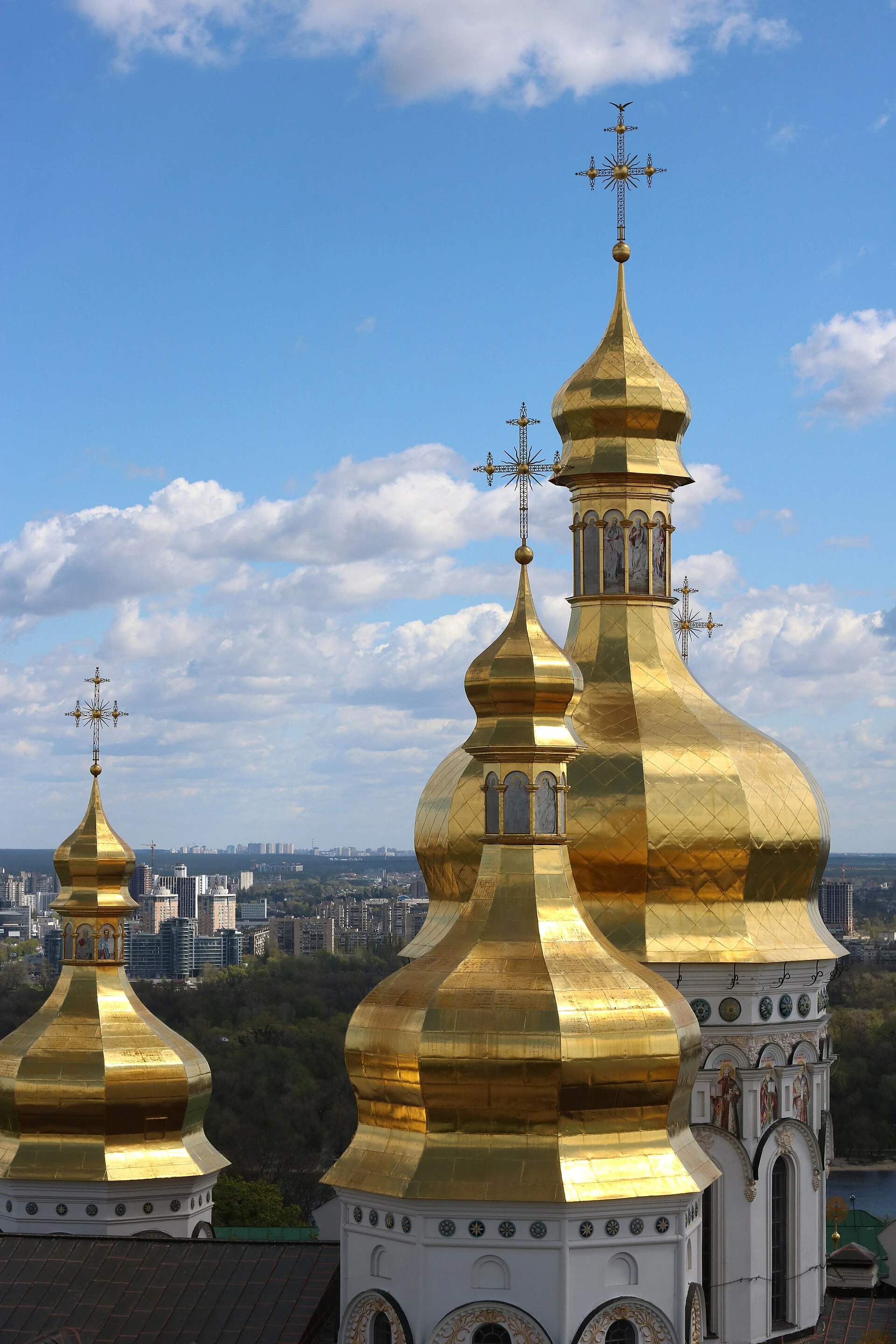 Dormition Cathedral — Wikimedia Commons