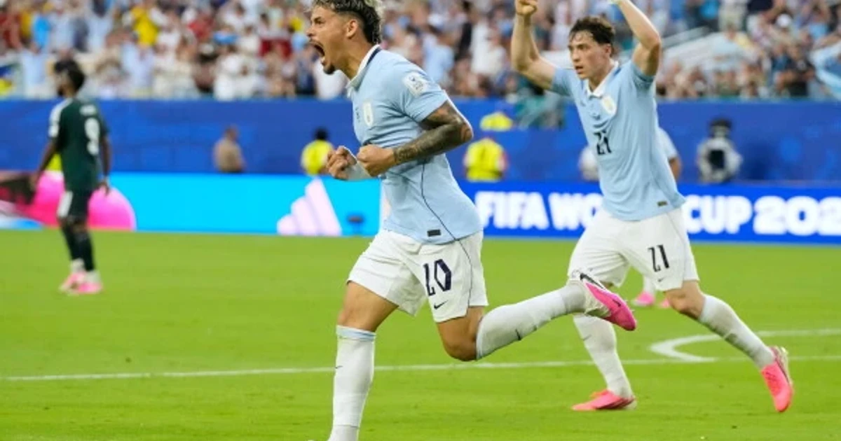 Uruguay held to 1-1 draw by Saudi Arabia in World Cup opener