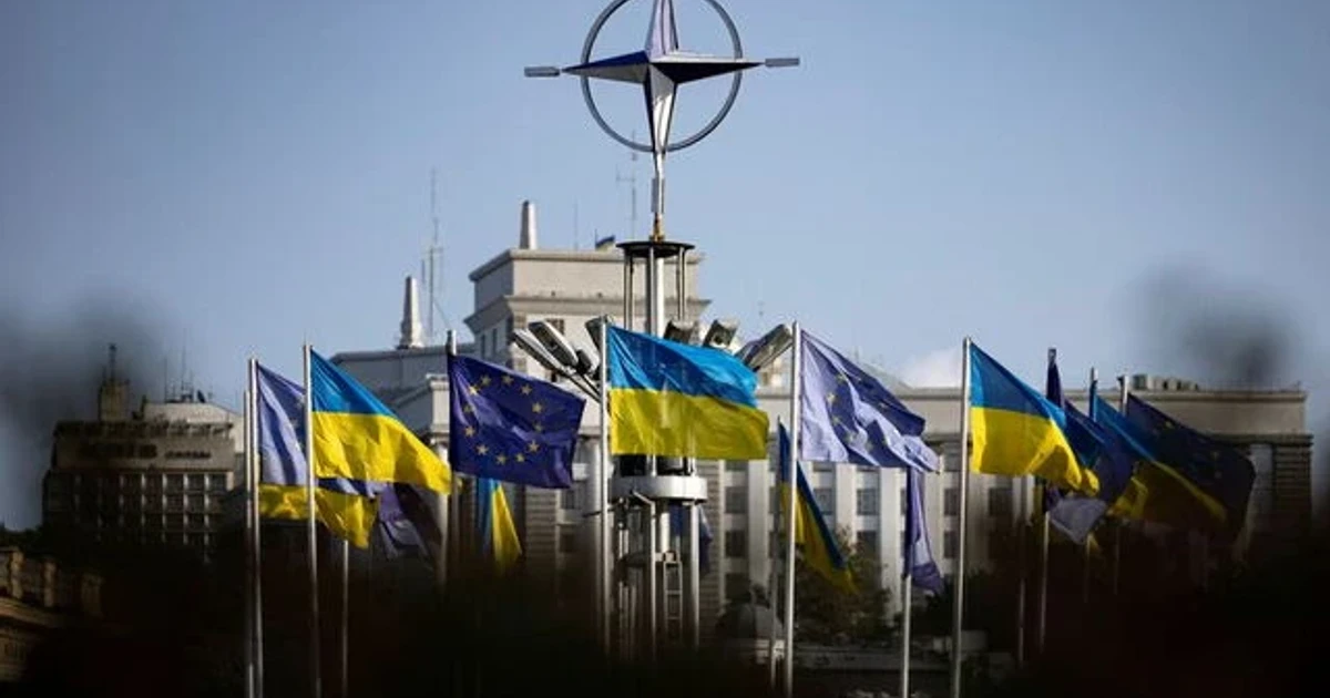 Ukraine opens first EU membership talks as war continues