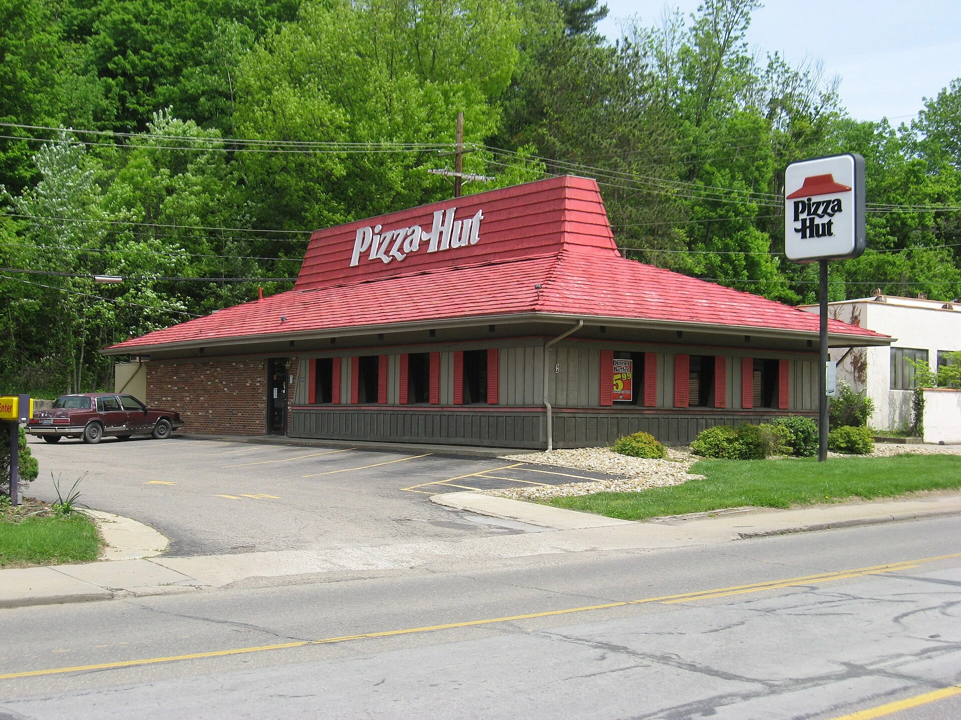 Yum Brands — Wikimedia Commons