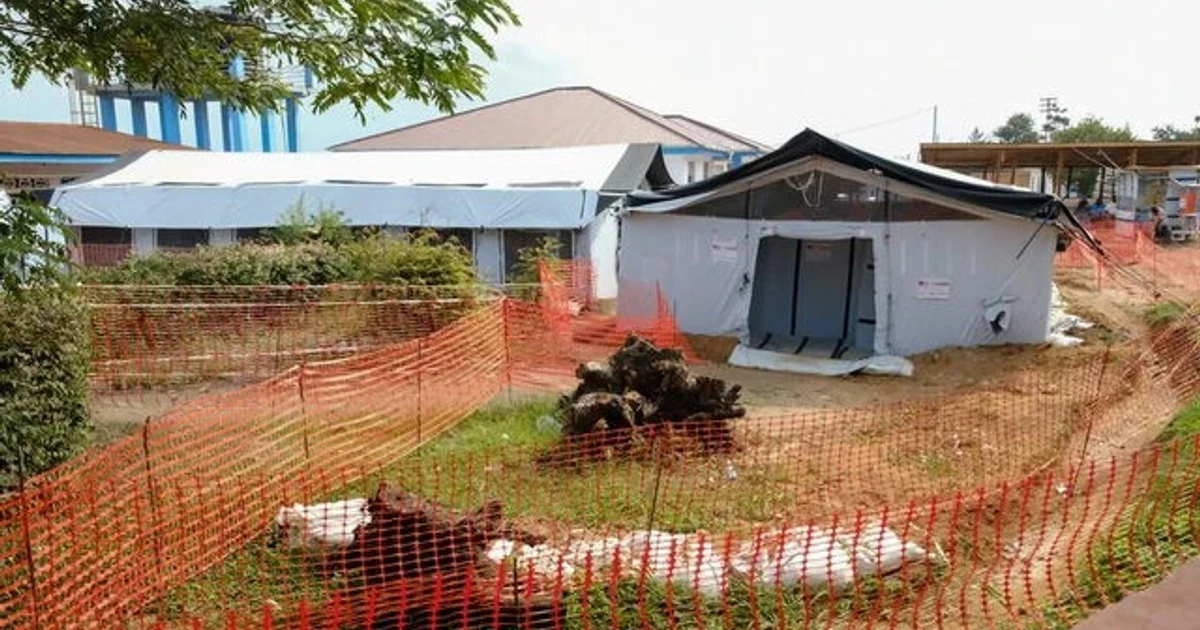 Congo Ebola outbreak may last a year, Red Cross warns