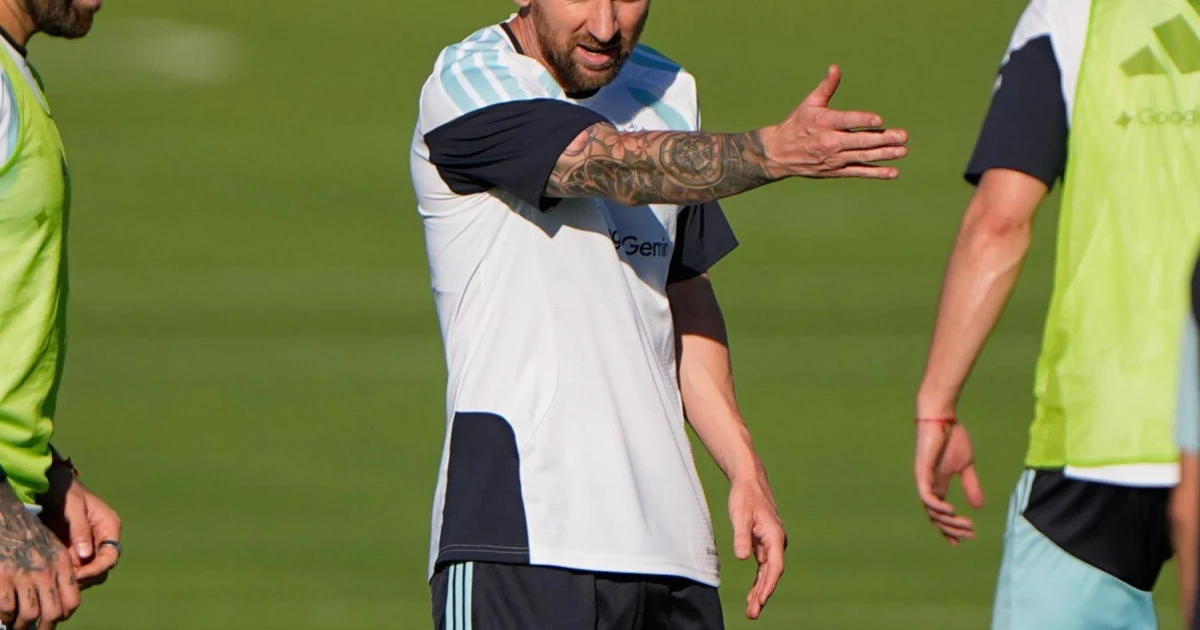 Messi's early goal ruled out by VAR in Argentina's World Cup opener