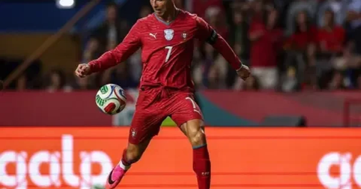 Footballers are getting taller, lighter and faster, study finds
