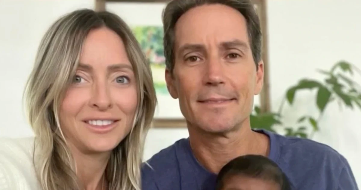 Biological parents of Florida embryo mix-up baby agree to custody deal