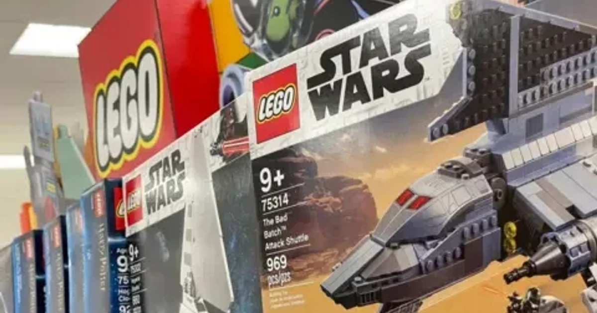 Bricks & Minifigs faces threats amid viral Star Wars Lego dispute