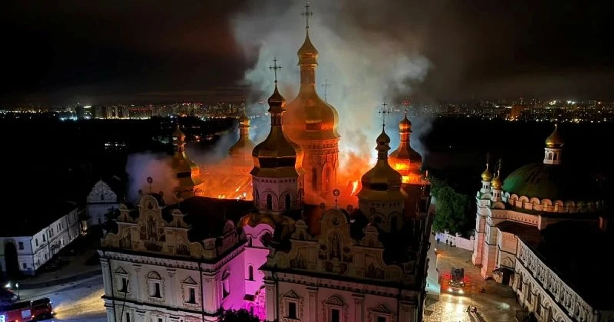 Russia strike threatens Kyiv’s Pechersk Lavra, one of Ukraine’s holiest sites