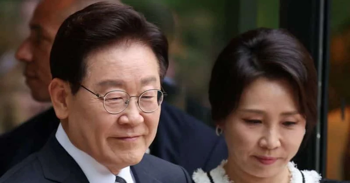 Lee Jae Myung leaves G7 with Trump pen after North Korea talks