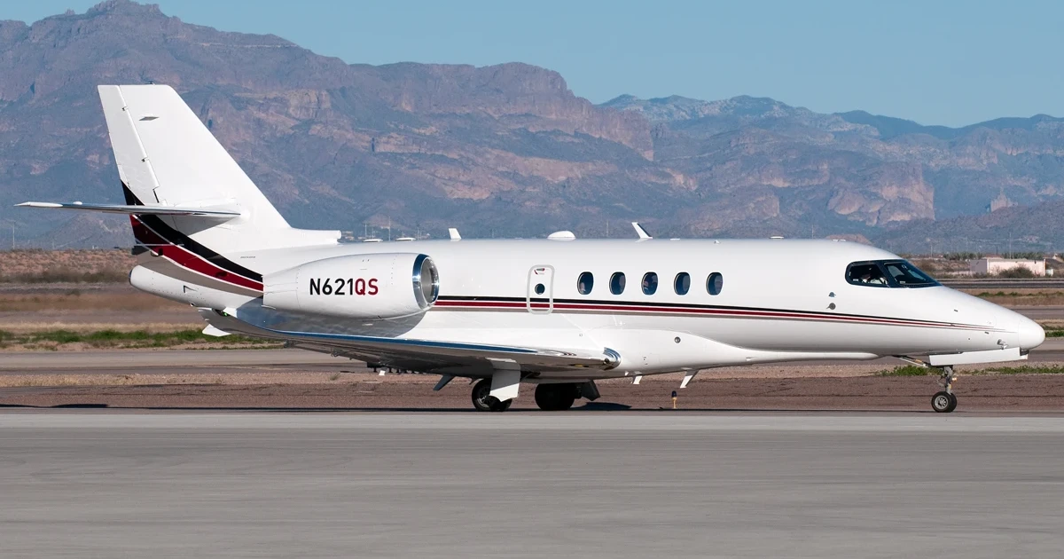 Texas investigators probe NetJets jet crash on Laredo highway