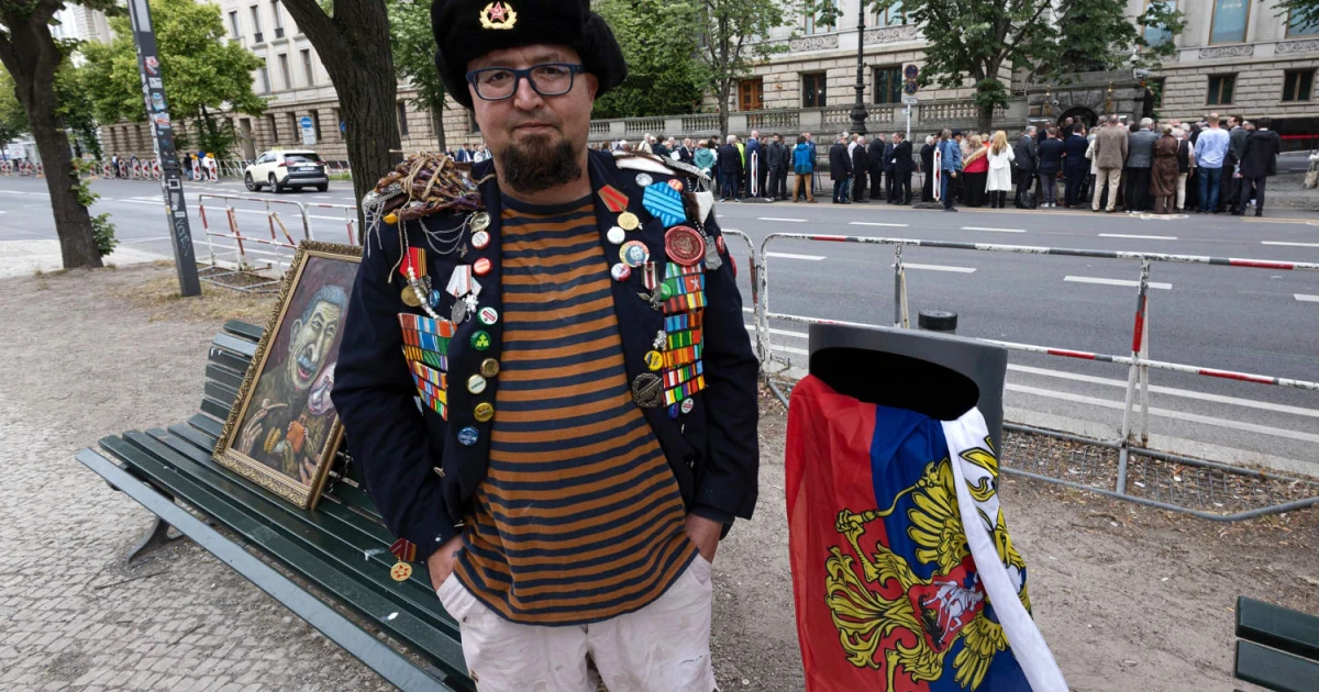 Poland detains suspect in killing of Russian Putin critic