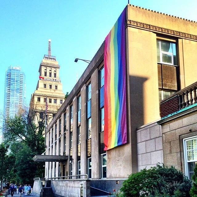 U.S. Consulate — Wikimedia Commons