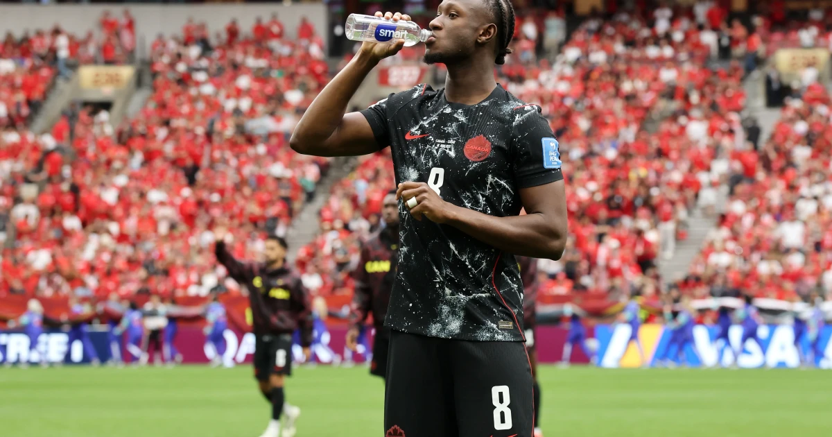 Canada's Ismael Kone stretchered off in World Cup clash with Qatar