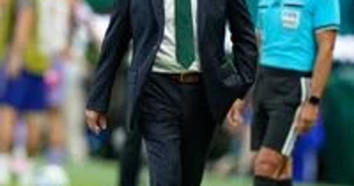 Aguirre erupts as Mexico beats South Korea to lead Group A