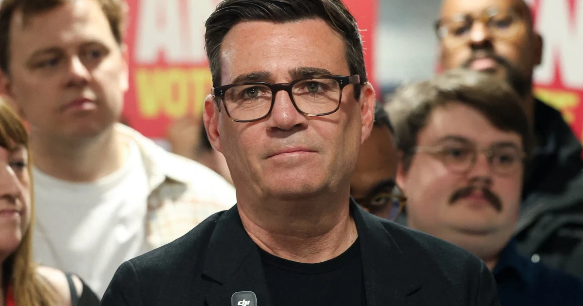 Andy Burnham wins Makerfield by-election, bolstering Labour leadership challenge