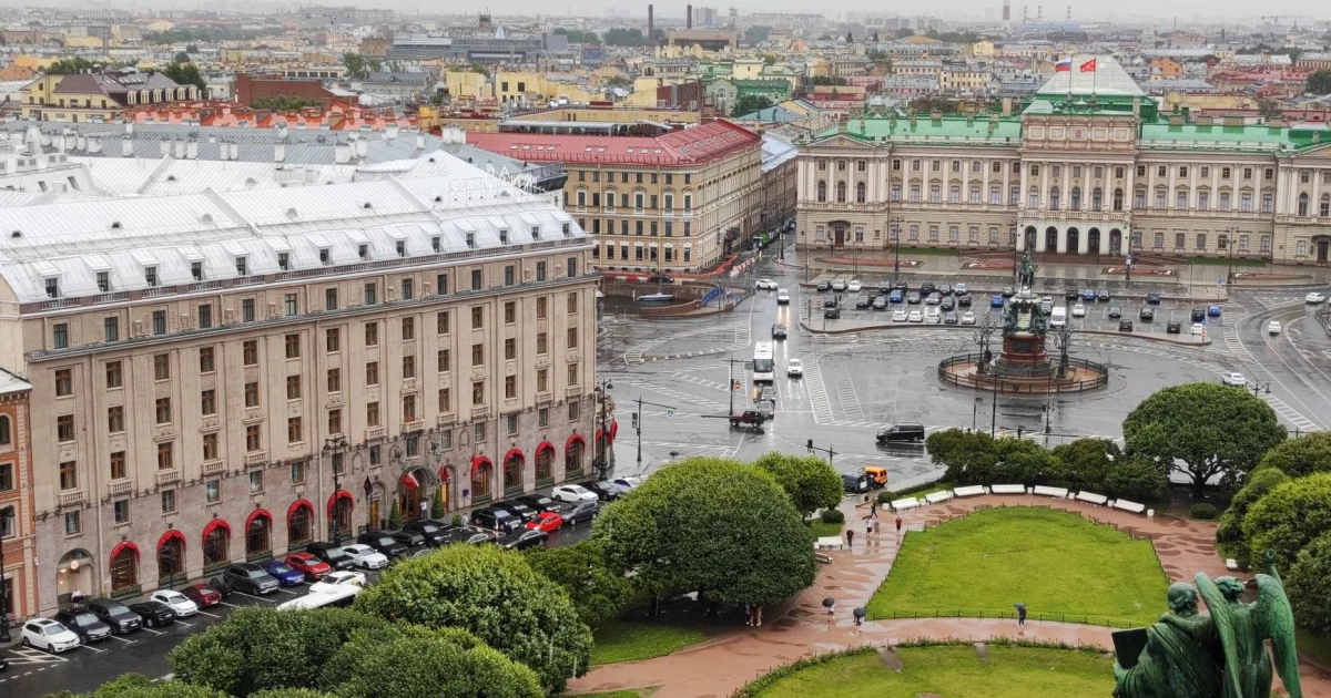 Russia cuts key rate modestly as inflation and war risks linger