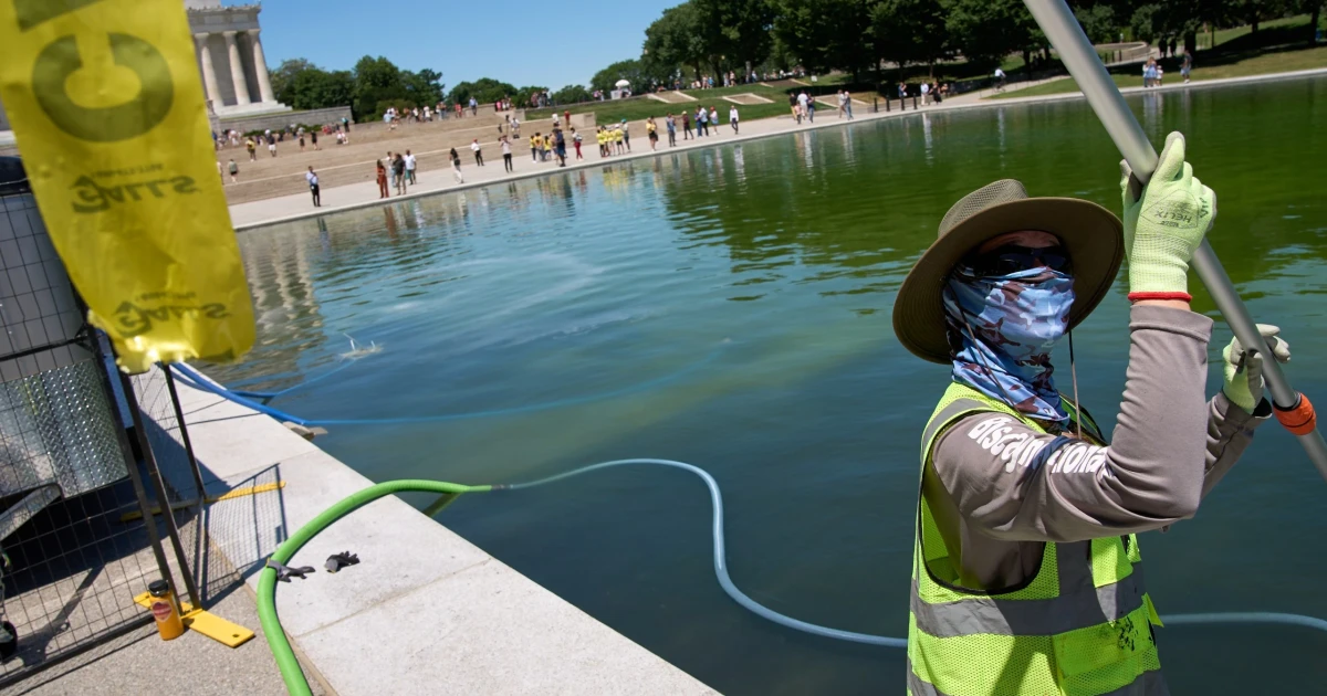 Trump donor's firm won $1.7 million Reflecting Pool contract