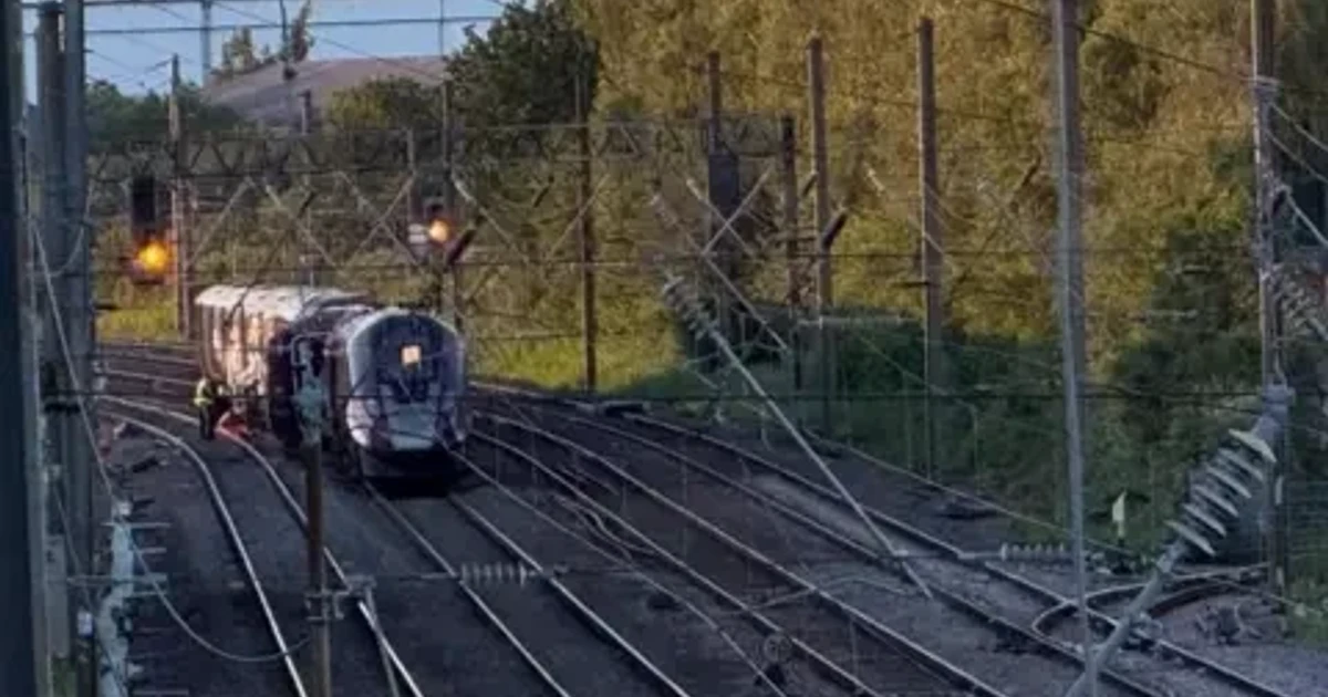 Nearly 90 hurt after East Midlands Railway trains collide in Bedfordshire