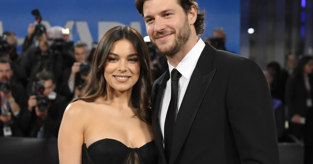 Hailee Steinfeld reveals daughter Harper Haize Allen’s name