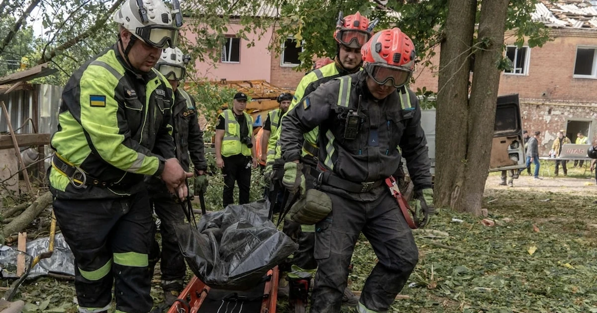 Russian bombs hit Kharkiv apartment block, killing 1 and injuring 9