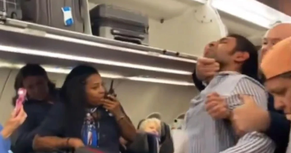American Airlines passenger allegedly bites fellow flyer on Philadelphia flight