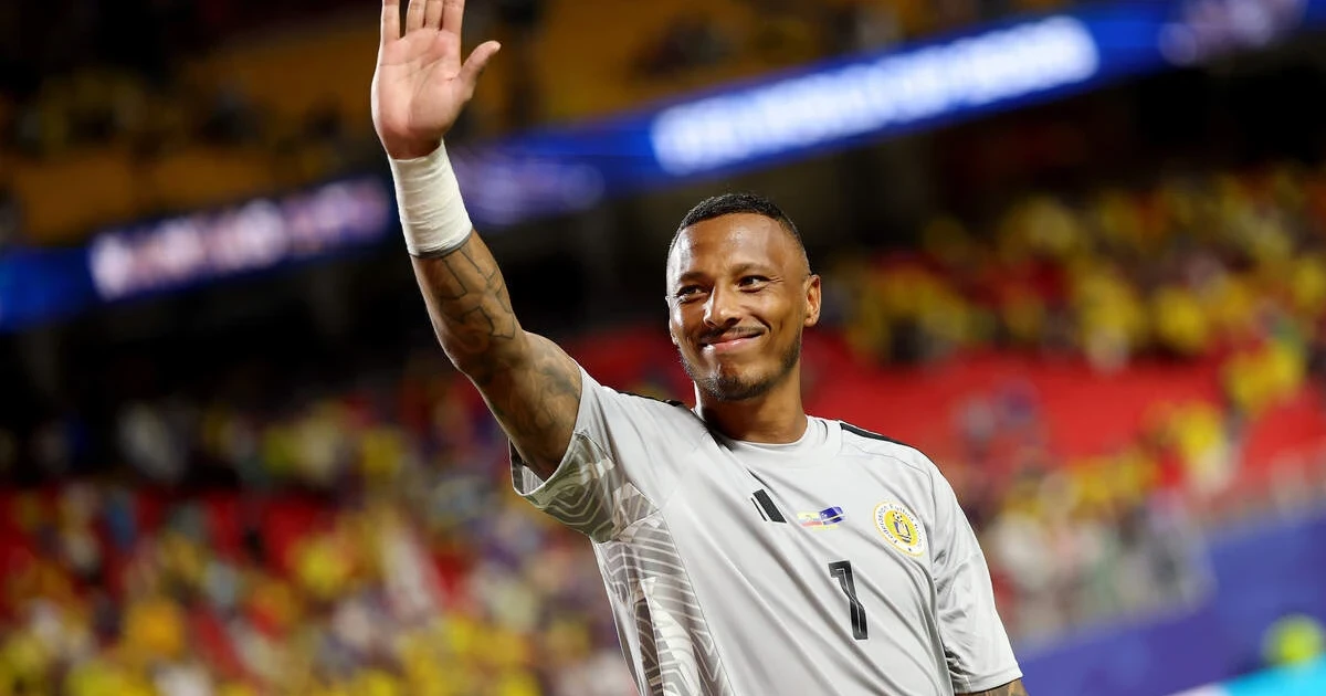 Eloy Room's 15 saves earn Curaçao historic first World Cup point