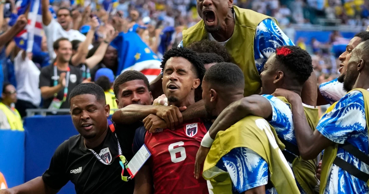 Cape Verde’s Kevin Pina scores historic first World Cup goal against Uruguay